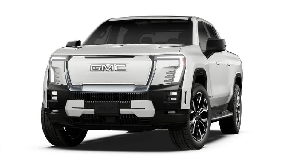 2025 GMC Sierra EV Denali's photo